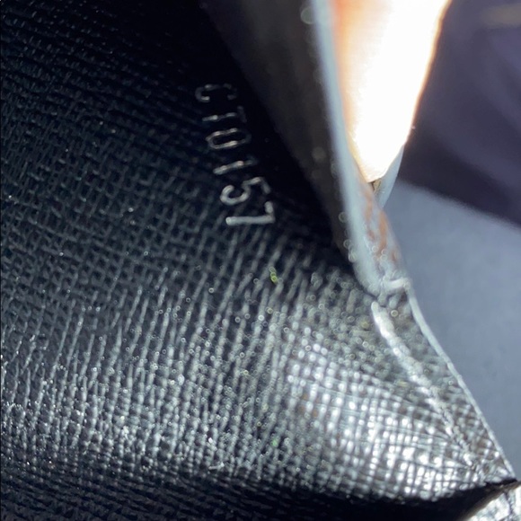 NWOT Louis Vuitton wallet - Picture 3 of 10